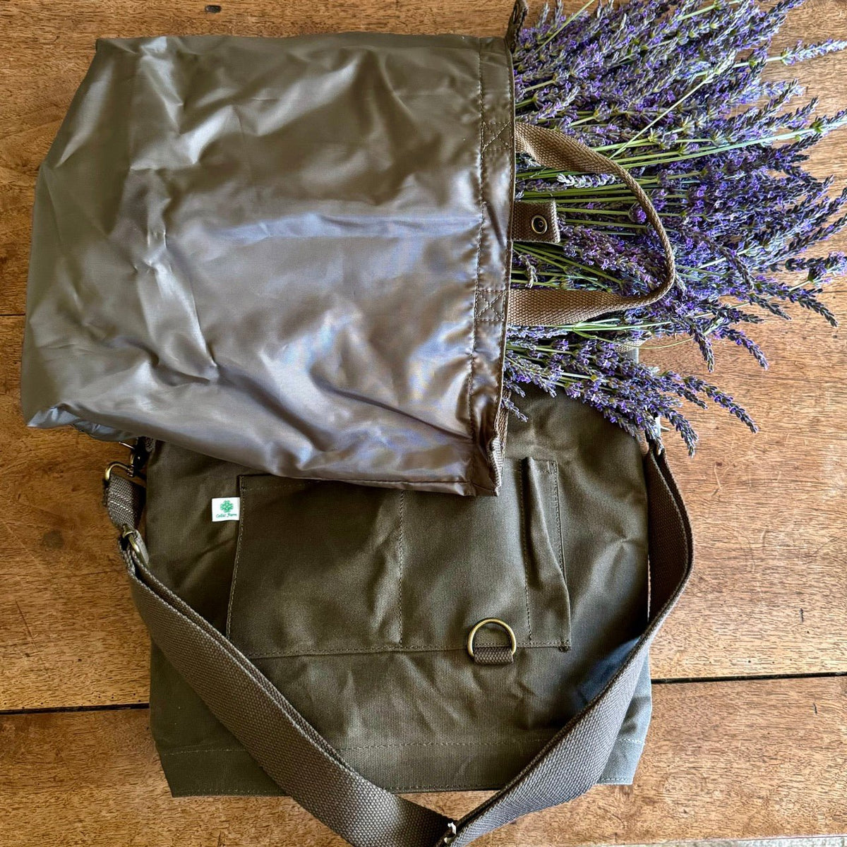Waxed Canvas Garden Shoulder Bag
